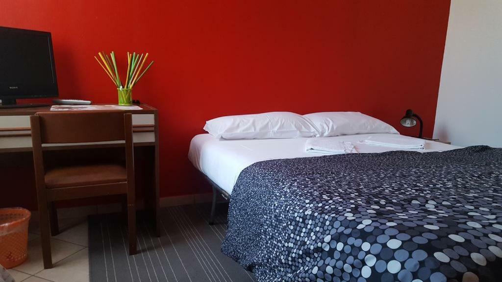 Bed and Breakfast Stazione Centrale Болонья Экстерьер фото